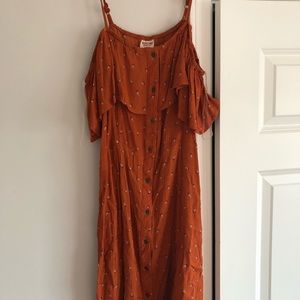 Still has its tags! Never been worn!